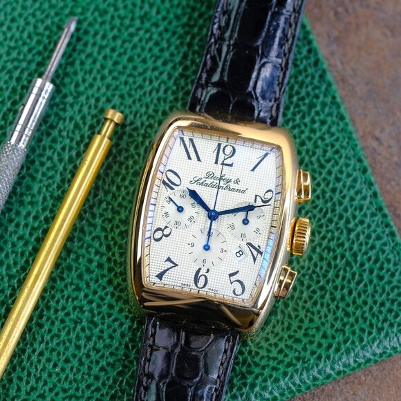 Dubery & Schaldenbrand Aerochrono Cream Dial 18K Yellow Gold Bezel Leather Band - Picture 3 of 14